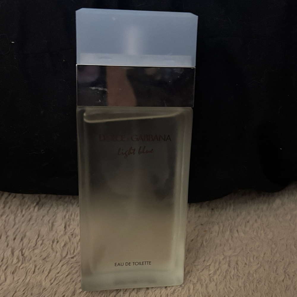 Dolce & Gabbana Light Blue Eau de Toilette with Silver Cap